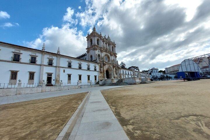 Ro til spænding: Obidos, Alcobaca og Nazare privat tur