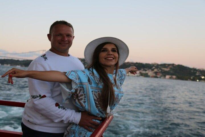 Tour en barco por el Bósforo en Estambul