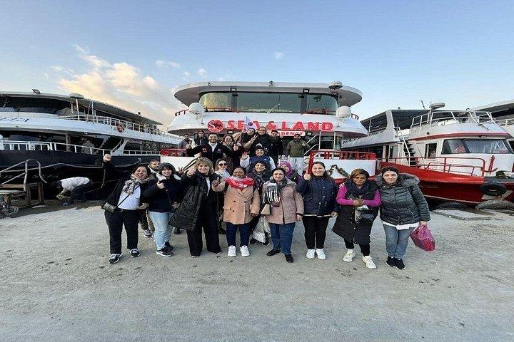 Tour en barco por el Bósforo en Estambul