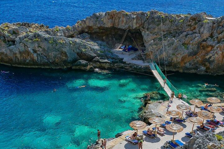 Fra Rethymno Private Tour til Spili Kourtaliotiko Kalypso Strand