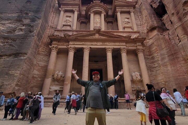 Tour di gruppo privato di Petra per l'intera giornata da Amman e ritorno