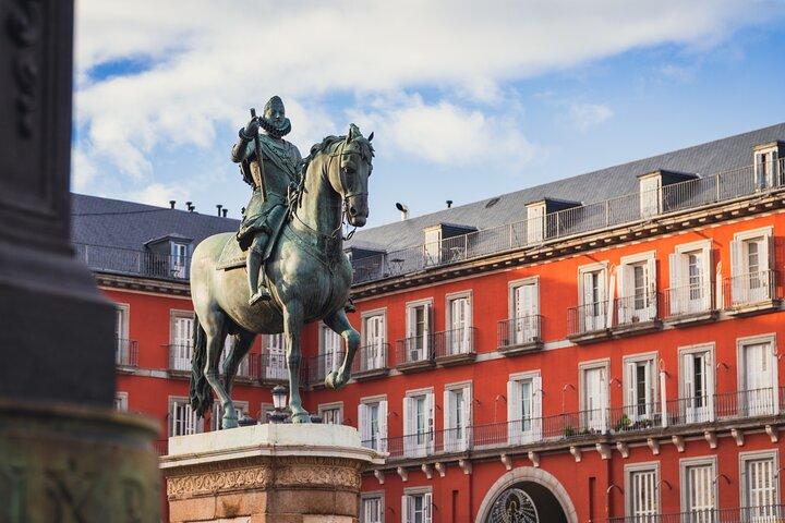 Madrid medieval : Plaza Mayor, Muralla árabe y Templo de Debod