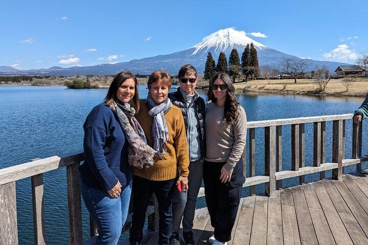 Mt. Fuji gebied Tour vanuit Shimizu Port / Van Taxi