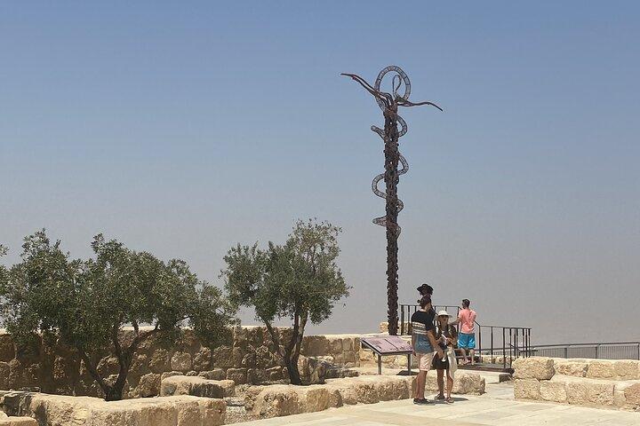 Von Amman: Gruppentagestour Madaba, Berg Nebo und Totes Meer nach Amman