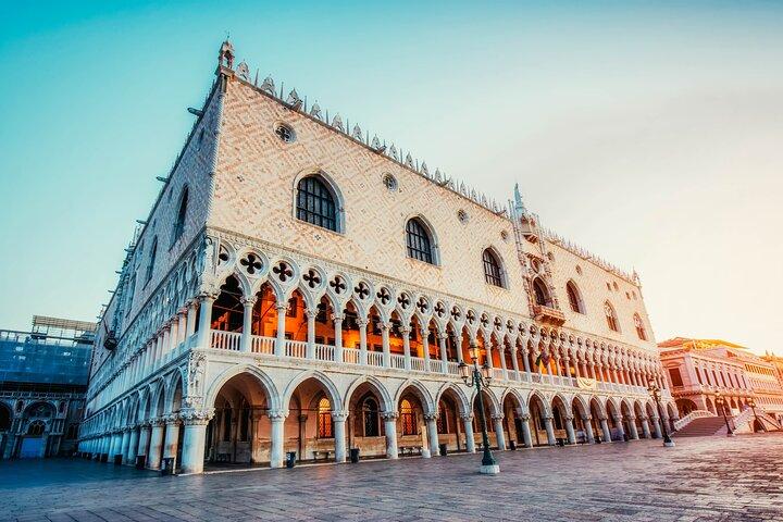 Dogepaladset og Markusbasilikaen Fast-Track-tur i Venedig