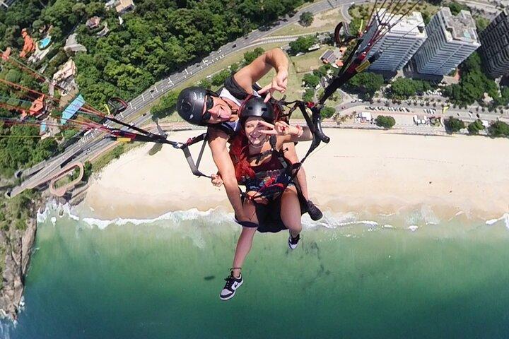 Paragliding in Rio De Janeiro mit Video