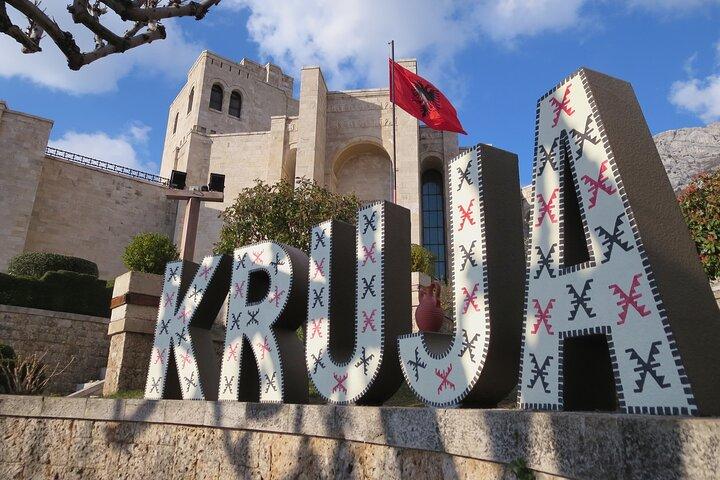 Castello di Kruja, Vecchio Bazar, Sari Salltik Tour da Durazzo e Golem