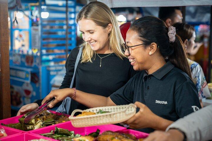 Bali Street Food Tour: Njut av autentiska smaker och nattmarknad