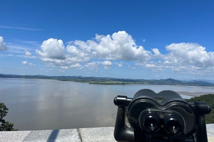 Private DMZ Tour with North Korean Defector + N Korean Lunch