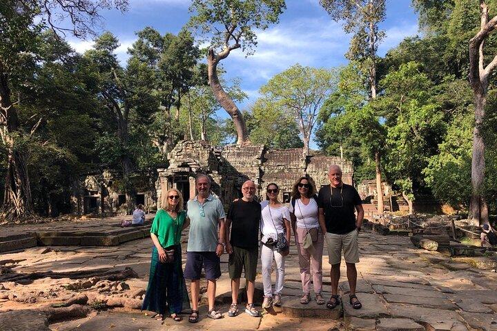 Tour privato ad Angkor Wat e al Tempio Bayon con ritiro