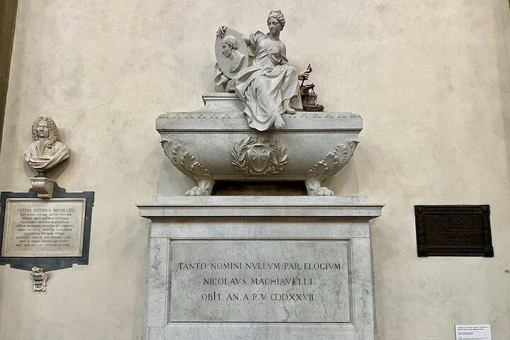 Visita guiada exclusiva a las tumbas de Miguel Ángel, Maquiavelo y Galileo