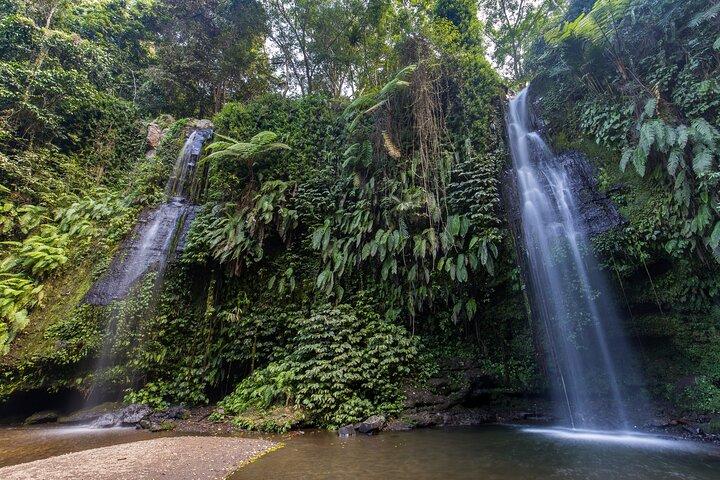 Lombok Wasserfälle & Sukarara Webdorf Tour