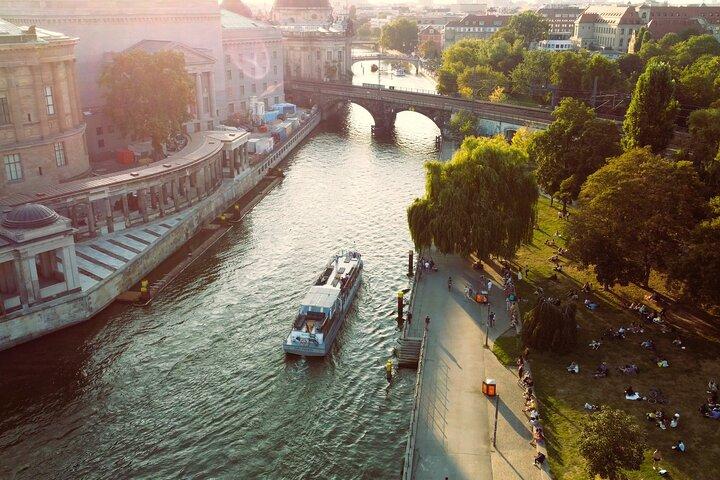 Romantic moonlight trip by ship through Berlin