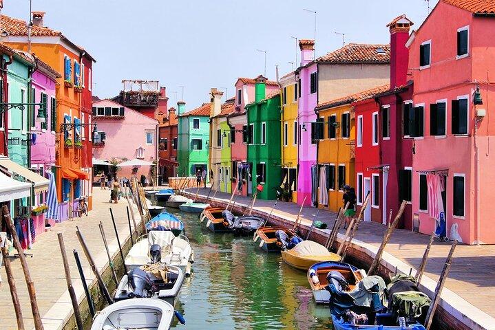Descubra Murano, Burano e Torcello de barco (Tour Privado)