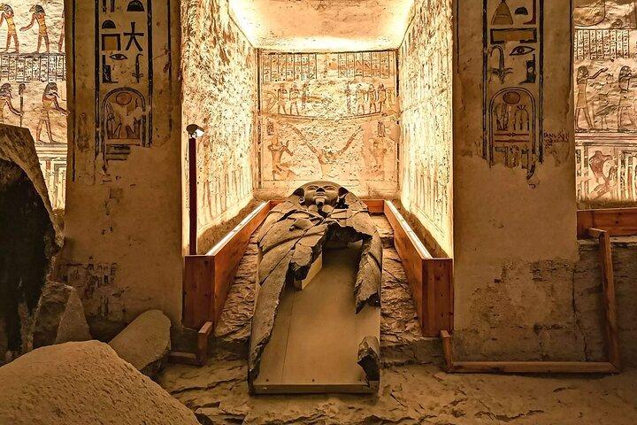 Luxor Day Trip fra Hurghada: Ancient Wonders & Sites med frokost!