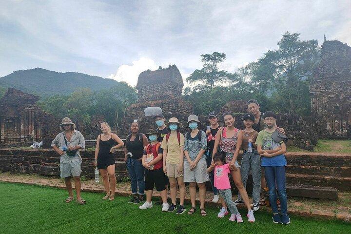 Lille gruppe halvdagstur Besøg My Son Holyland og Hoi An