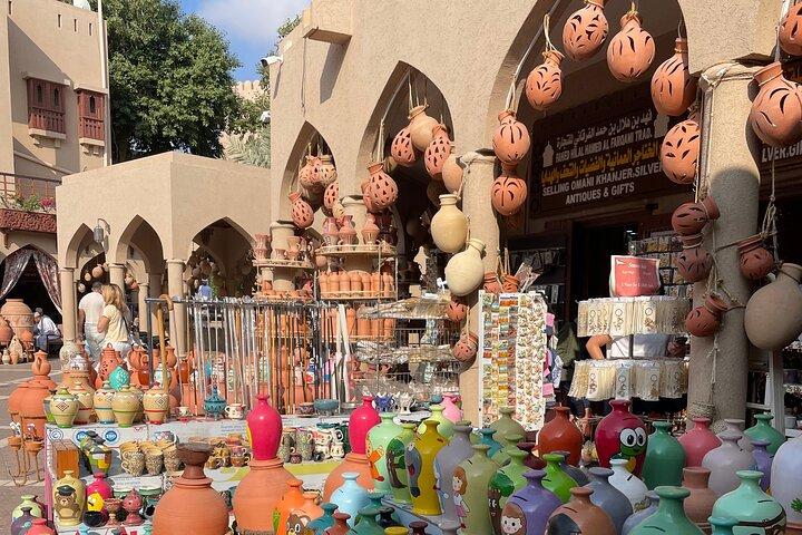 AMOUAGE: Heldags privat tur til Nizwa og Jebel Akhdar