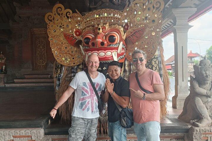Mietwagen auf Bali