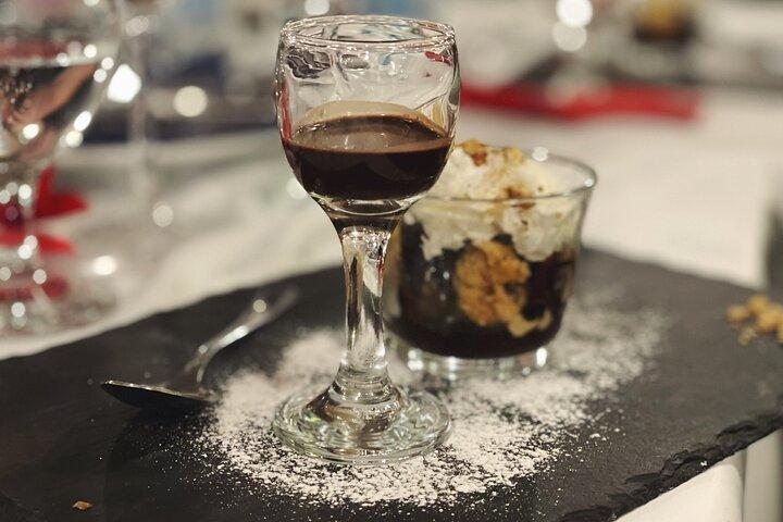 Cruzeiro com degustação de vinhos e comidas no Danúbio