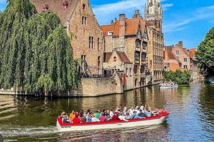 Brugge Small Group Day Trip fra Paris med minibus i en hel dag