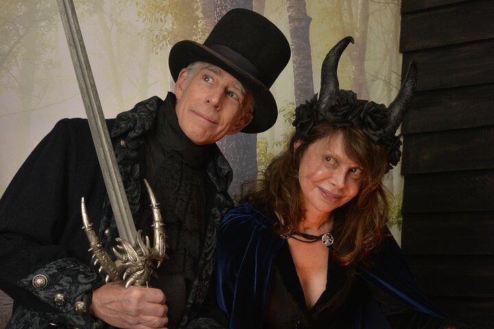 Immersive Costume Photography Salem MA Pequot House Velvet Parlor
