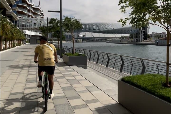 Dubai Electric Bicycle Tour
