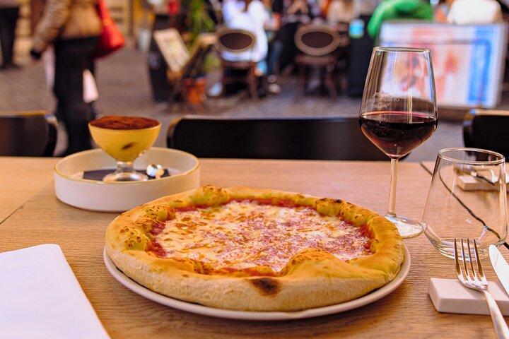 Pizza Cooking Class with Tiramisu and Drinks in Rome City Center