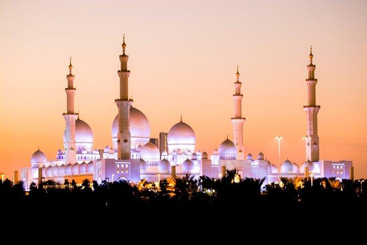Visita al templo hindú Baps y a la Gran Mezquita Sheikh Zayed