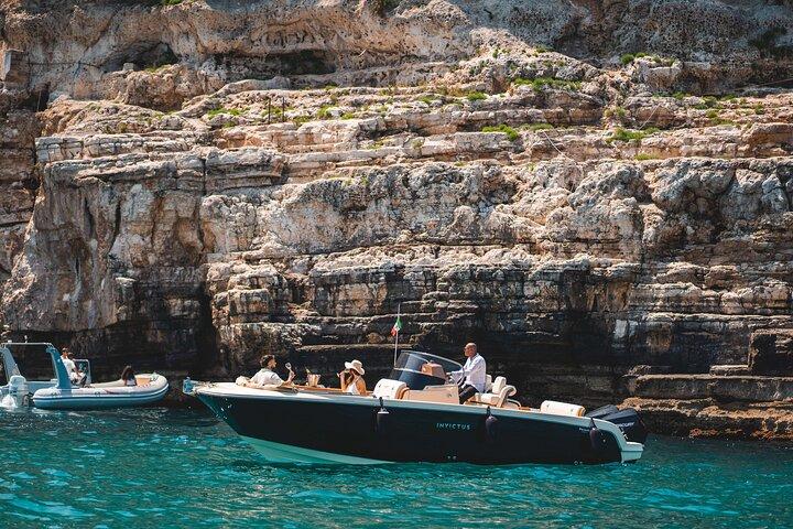 Delad båttur i Polignano a Mare med Prosecco