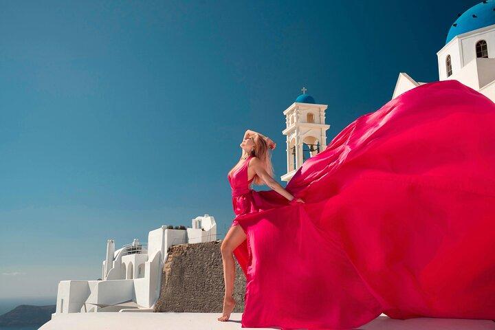 Experiência de vestido voador em Santorini