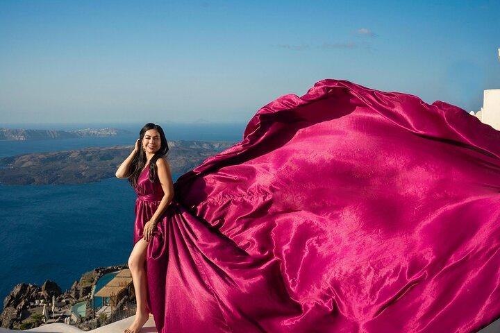 Experiência de vestido voador em Santorini