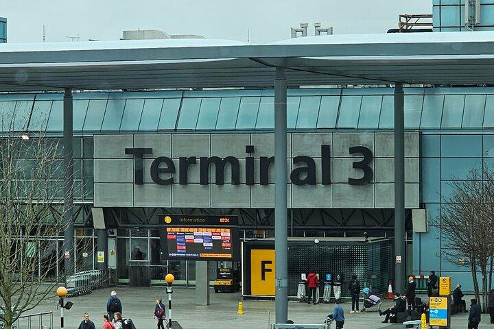 Microônibus do aeroporto de Heathrow para Southampton via Netley Abbey