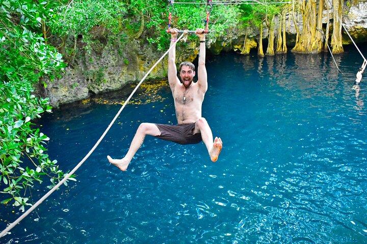 Cuatrimotos y Vehículos Todoterreno con Tirolesas y Cenotes