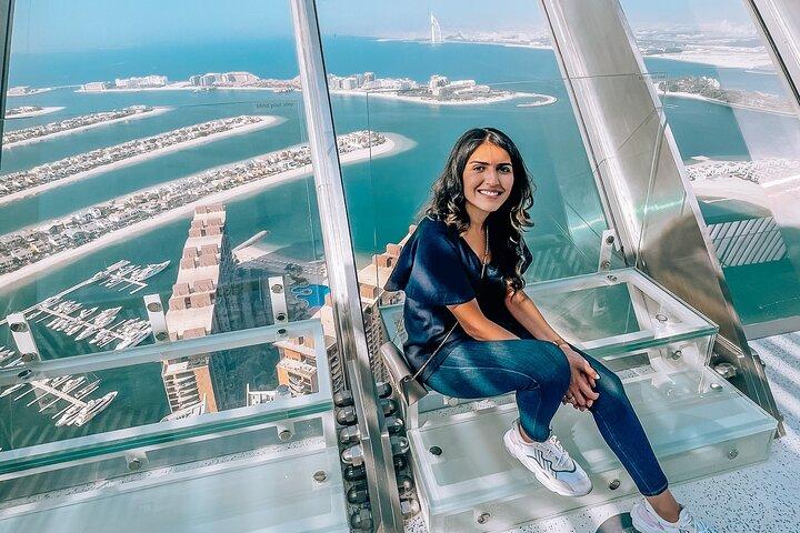 The View At The Palm Dubai Billet