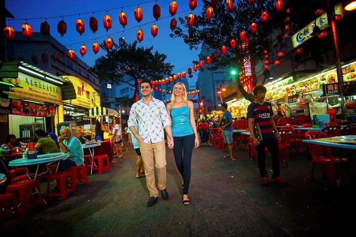 Private KL-Abendtour mit KL Tower und Symphony Fountain Show
