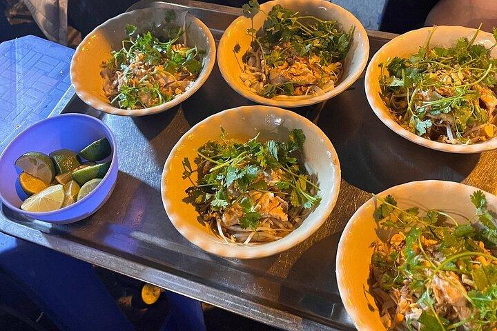 Hanoi Old Quarter Street Food and Coffee Tour