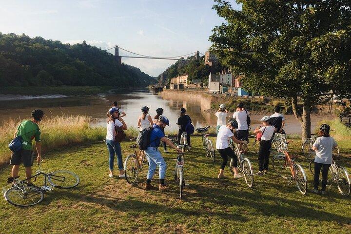 ブリストルのベストバイクツアー