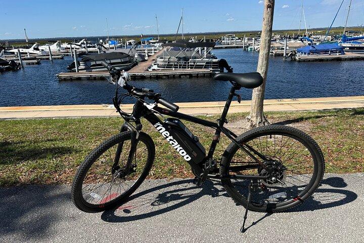 Kissimmee, St. Cloud: Selbstgeführte Seeufertour mit dem E-Bike (4 Std.)