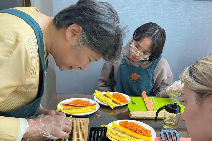 韓国のおばあちゃんの料理教室｜キンパとキムチチヂミ｜ソウル