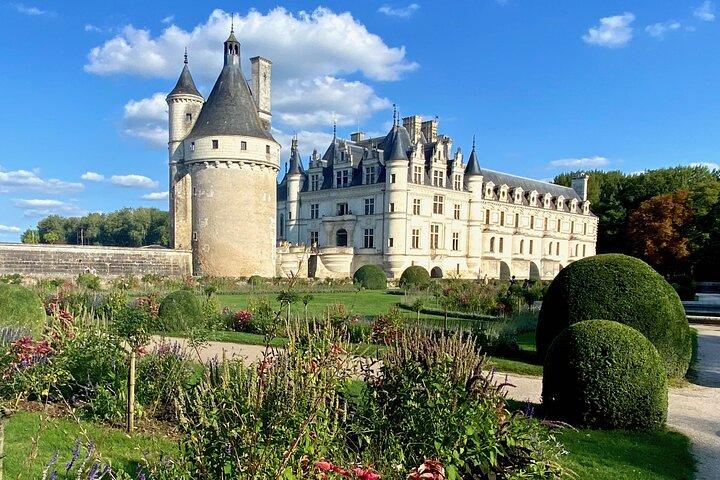 Circuit privé de 3 jours : 6 châteaux de la Loire, Mont Saint-Michel, Jour J