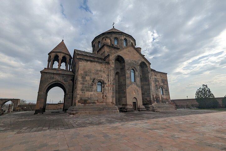 アルメニアのスピリチュアルツアー 聖地と文化遺産の探索