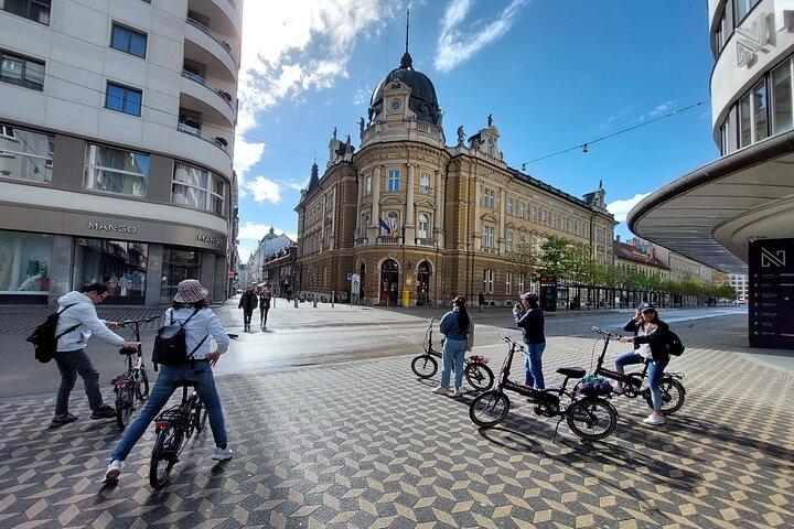 Tour panoramico di Lubiana con bici elettriche