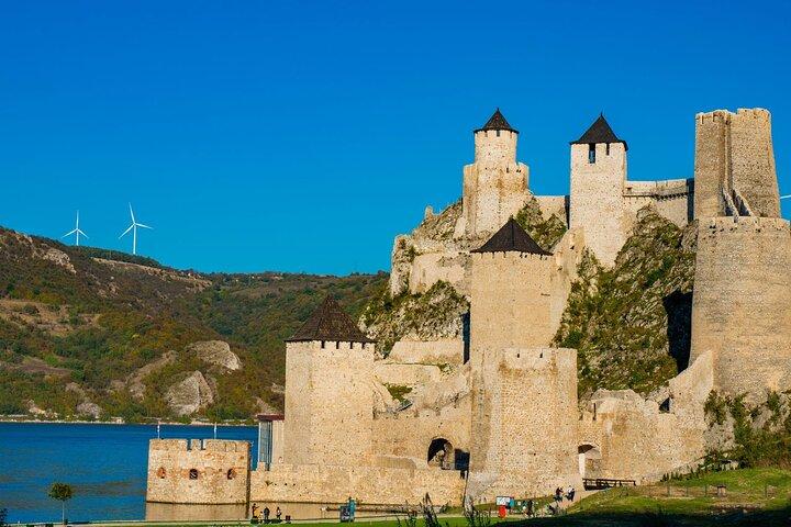 Tour della fortezza di Golubac e del Parco Nazionale Djerdap alla Porta di Ferro