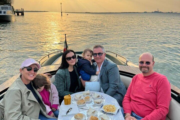 Aperitivo Privado Exclusivo Riva Aquariva