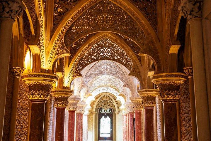 Sintra e Cascais: tour privato di un'intera giornata