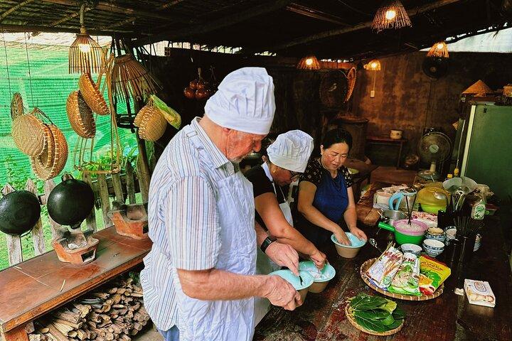 Privat gårdsupplevelse och matlagningskurs Ho Chi Minh City