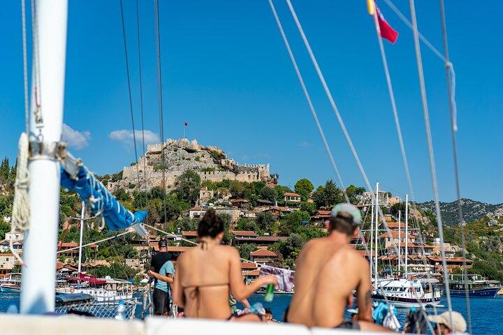 Segeln in der Türkei: Gulet-Kreuzfahrten für junge Erwachsene von 18 bis 39