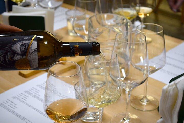 Dégustation de 4 vins espagnols à la Puerta del Sol Madrid