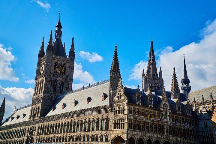 Le jour du Souvenir du soldat Ypres rempli d'histoire de la guerre