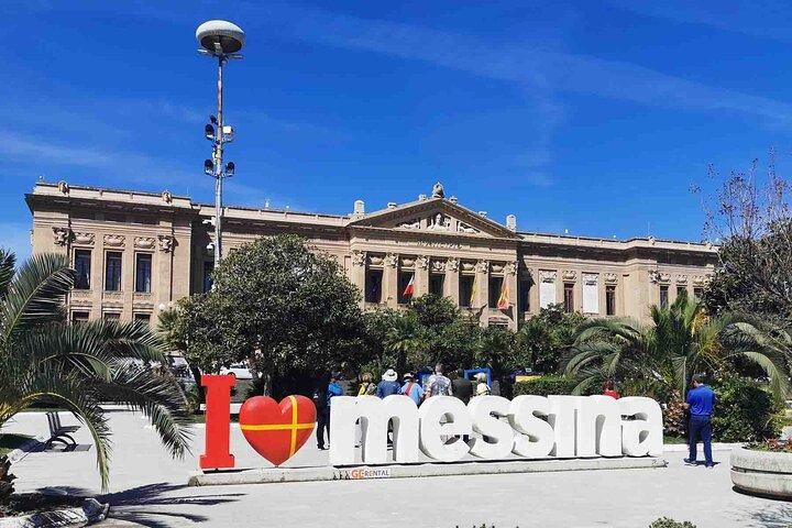 2,5-timmars vandring i Messina